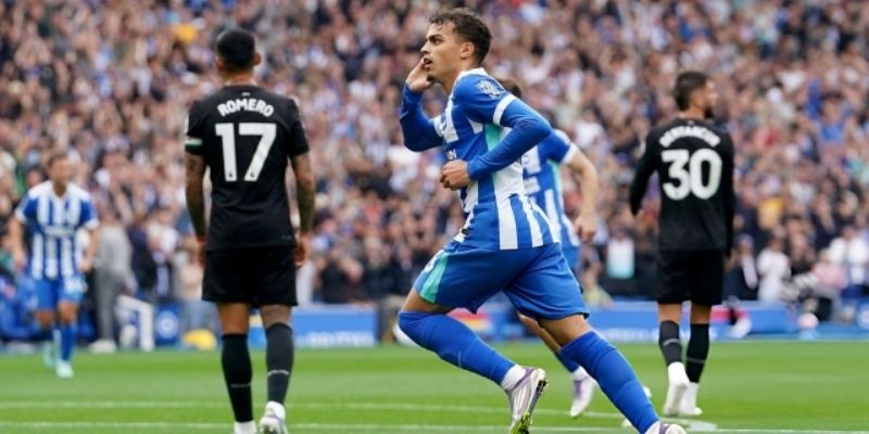 Đội bóng Brighton tiếp cận khung thành hiệu quả hơn