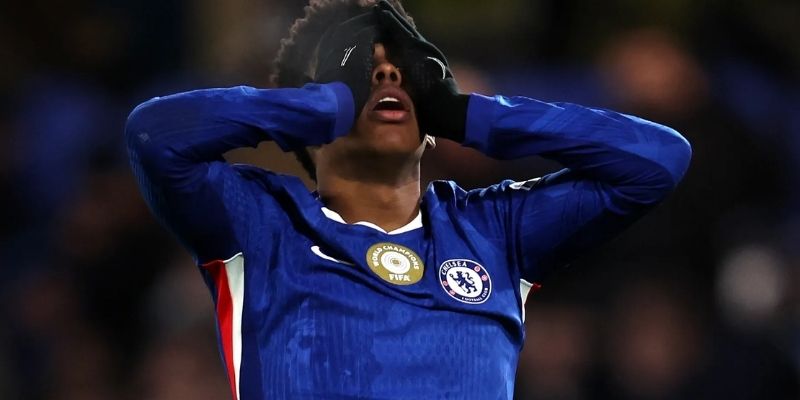 Chelsea cần cải thiện kỷ luật thi đấu