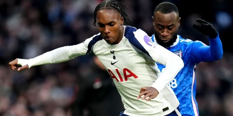 Dự đoán tương lai dựa vào phân tích Tottenham vs Sunderland