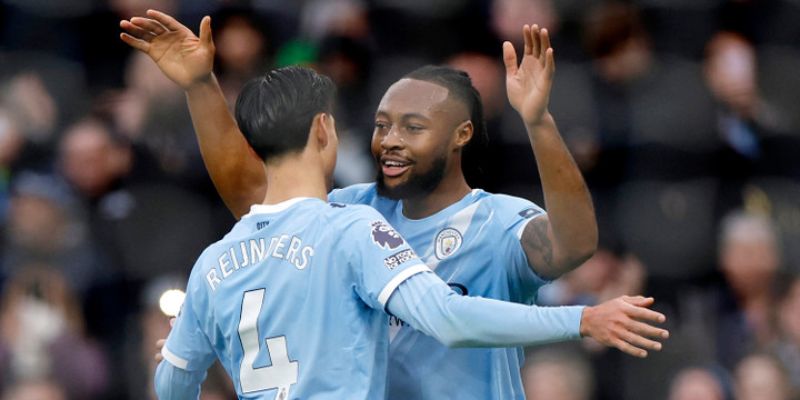 Lợi thế hoàn toàn thuộc về đội nhà Man City