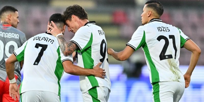 Soi kèo phạt góc Sassuolo vs Cremonese dựa trên phong độ 2 phía