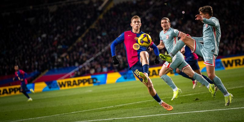 Atlético Madrid vs Barcelona tranh sủng ngôi vương